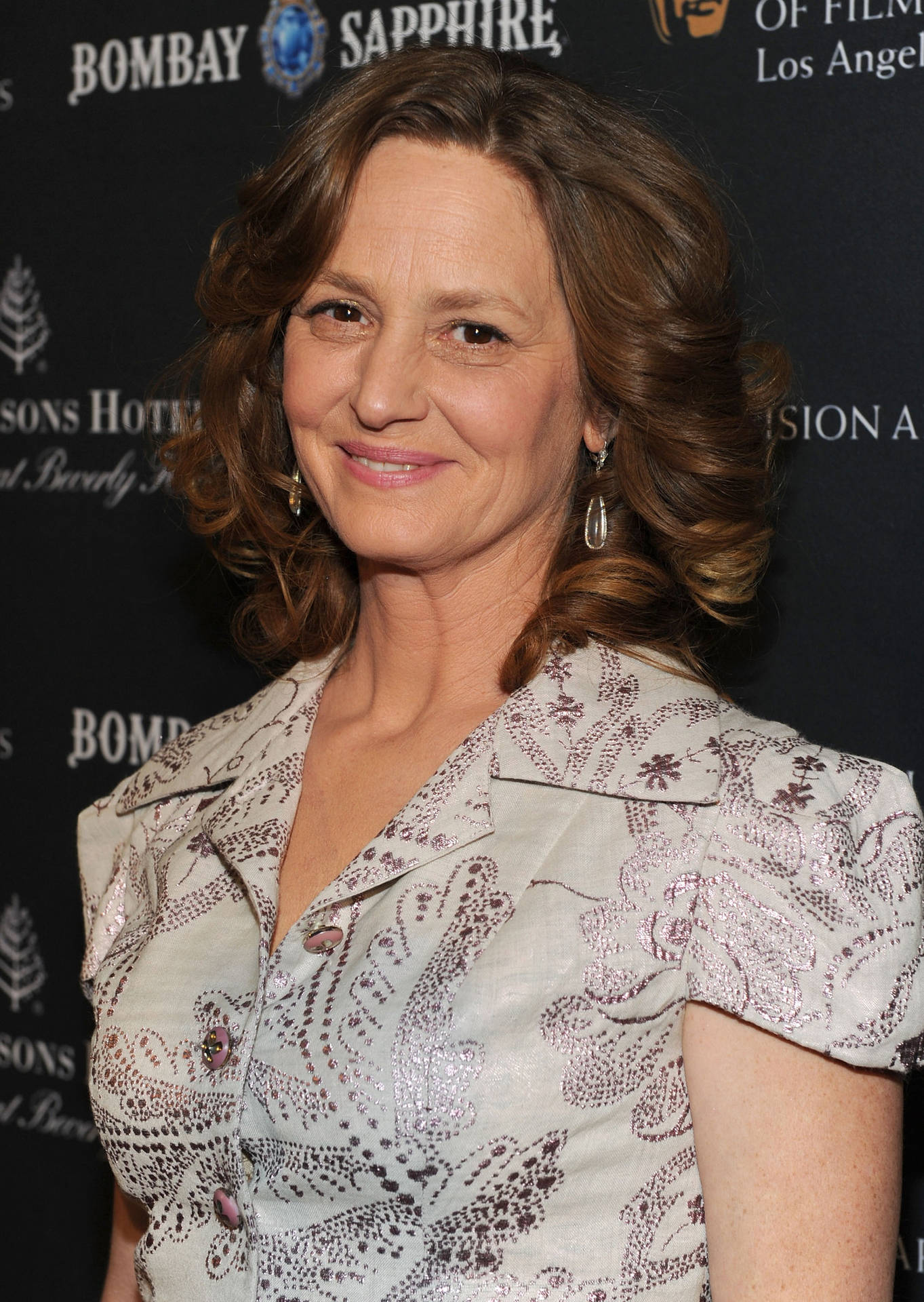 Actress Melissa Leo Thick Shiny Curls