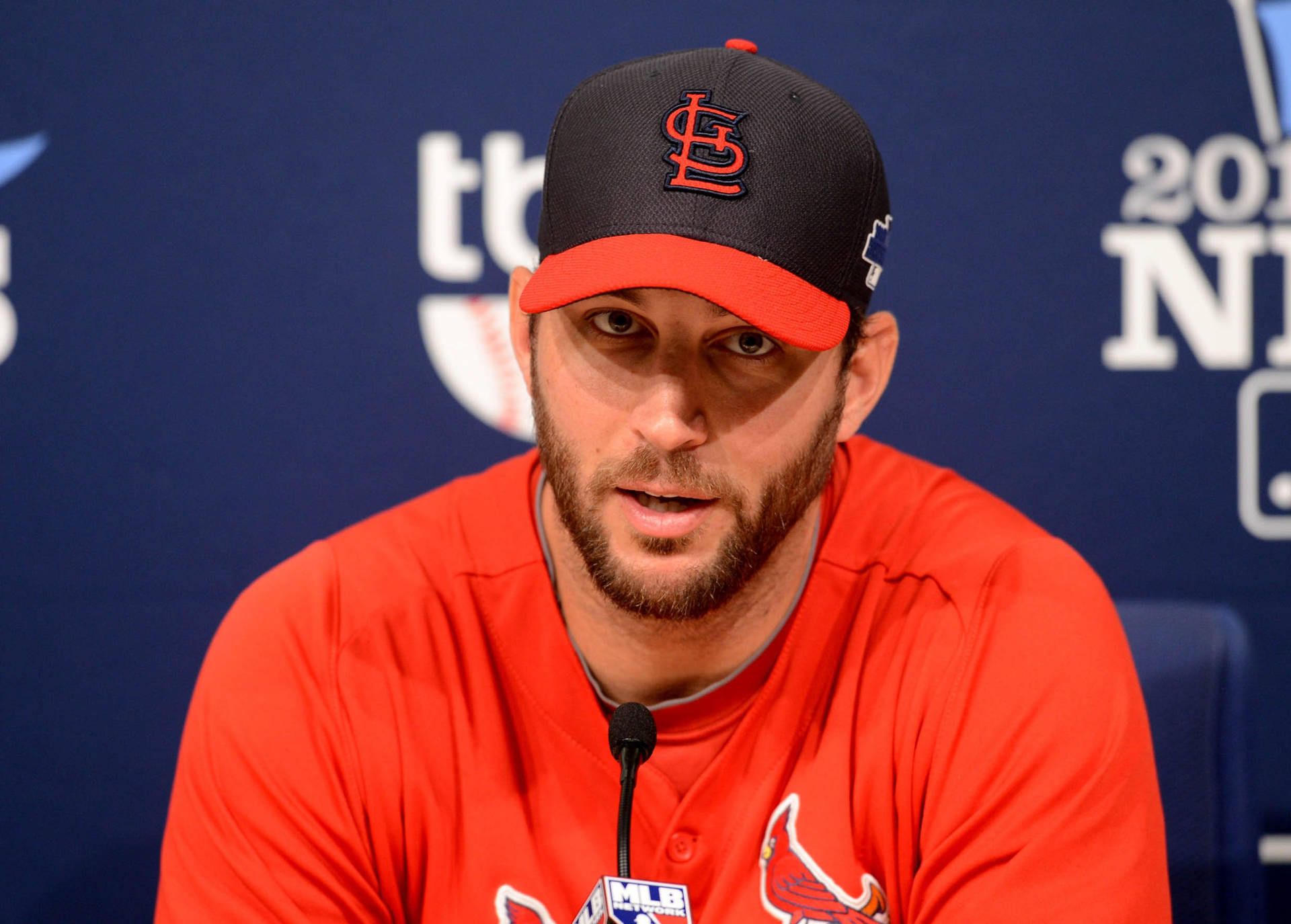 Adam Wainwright At Press Conference Background