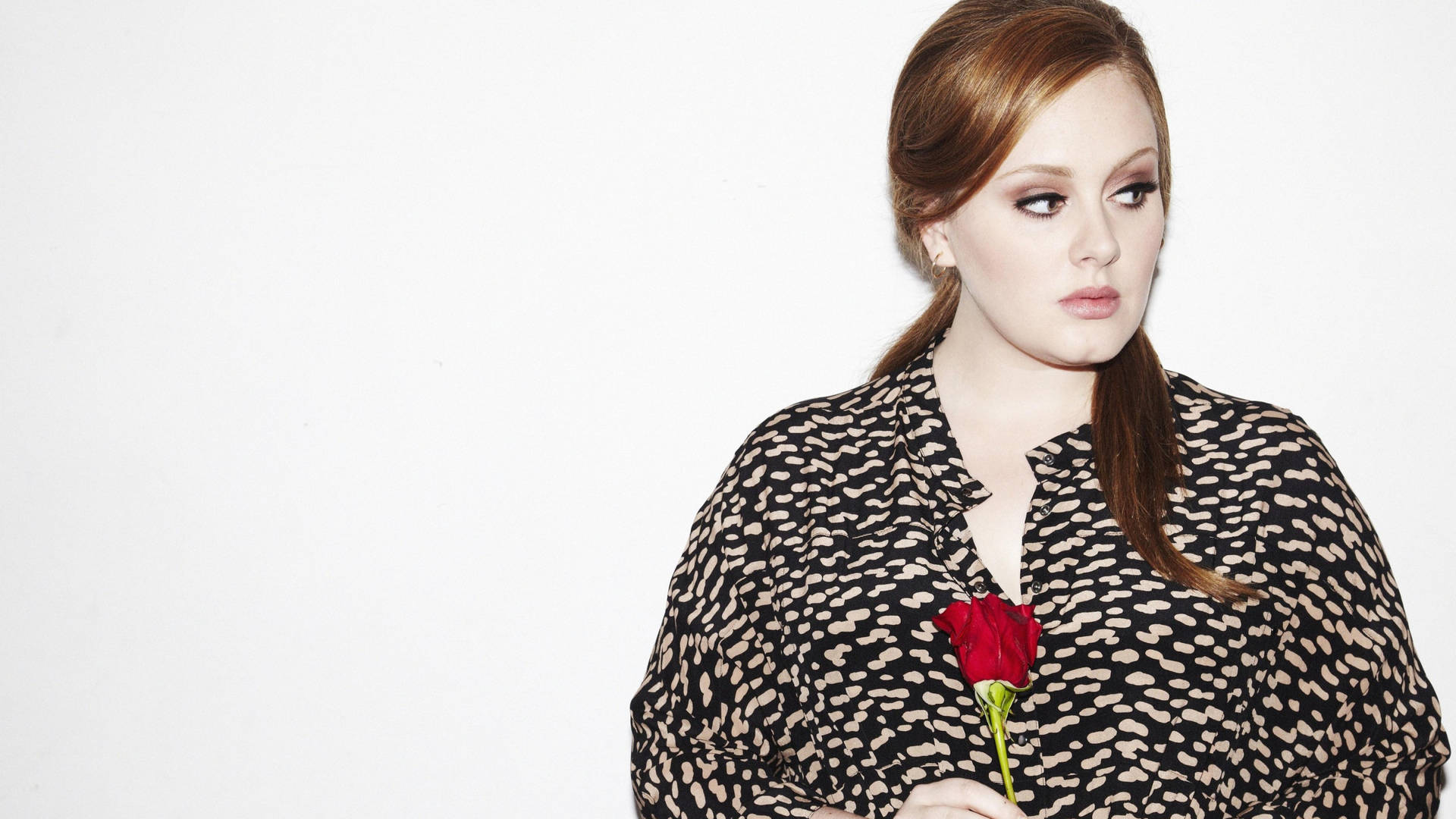 Adele Holding Rose