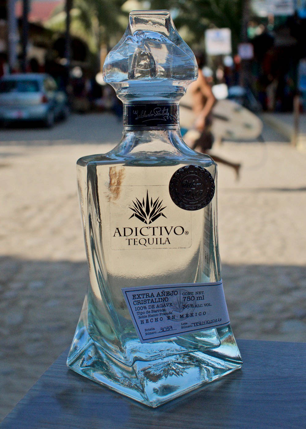 Adictivo Cristalino Tequila Background