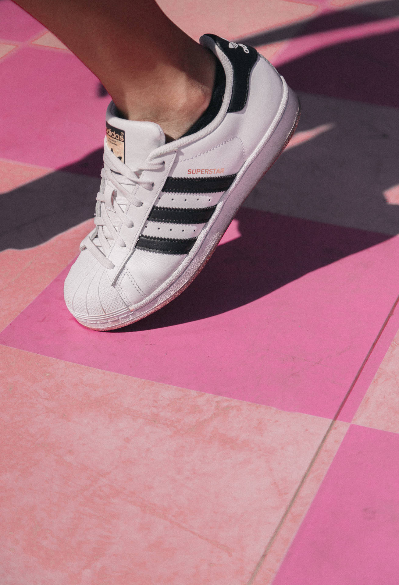 Adidas Superstar Pretty Pink Background
