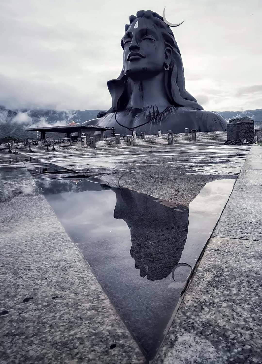 Adiyogi Shiva Statue And Its Reflection