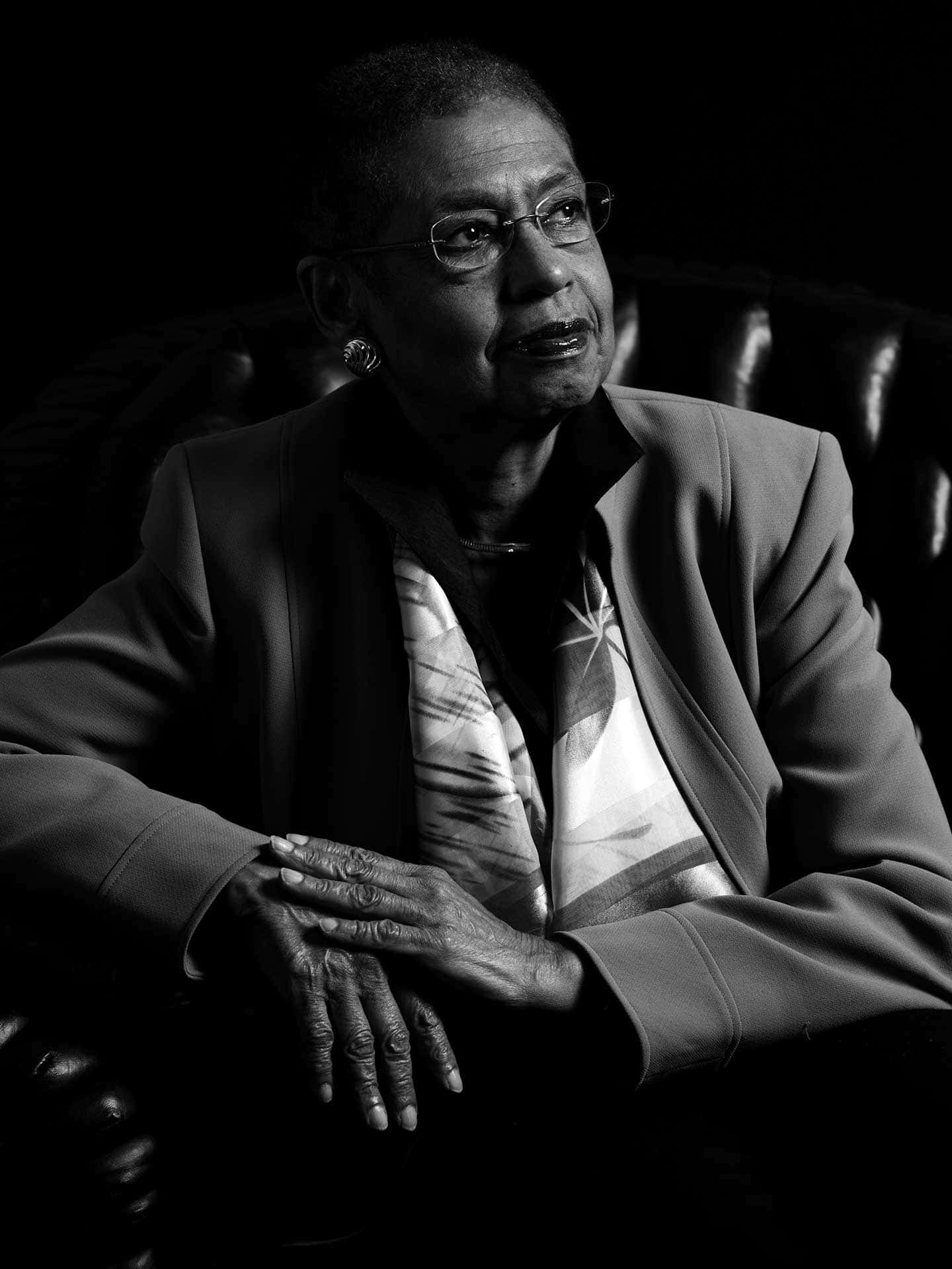 Adorable Black And White Portrait Of Eleanor Holmes Norton Background