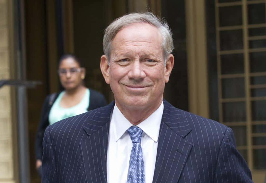 Adorable Smile Of George Pataki Background