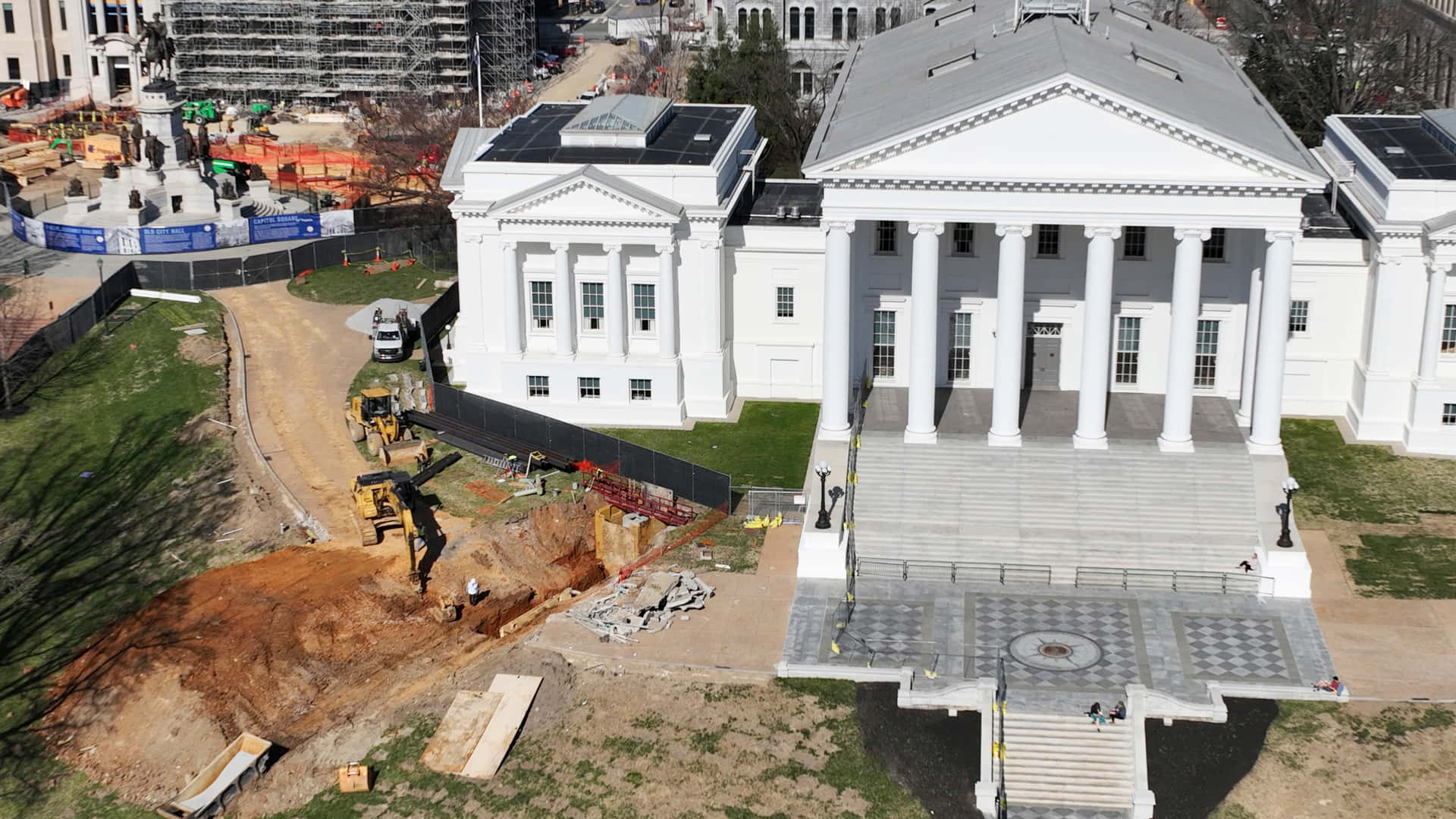 Aerial View Of The Virginia State Capitol During Renovation Background