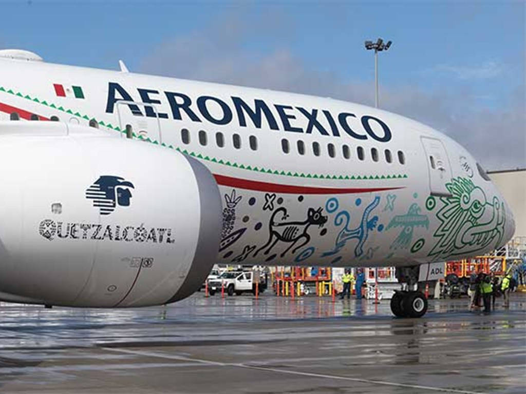 Aeromexico First Boeing 787-9 Dreamliner Background