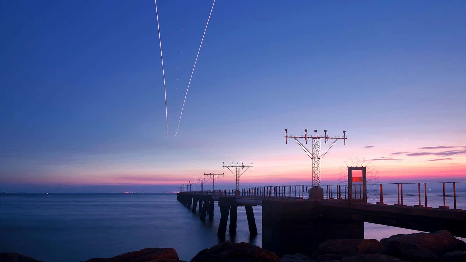 Aesthetic Beach Laptop Pier Sunset Background