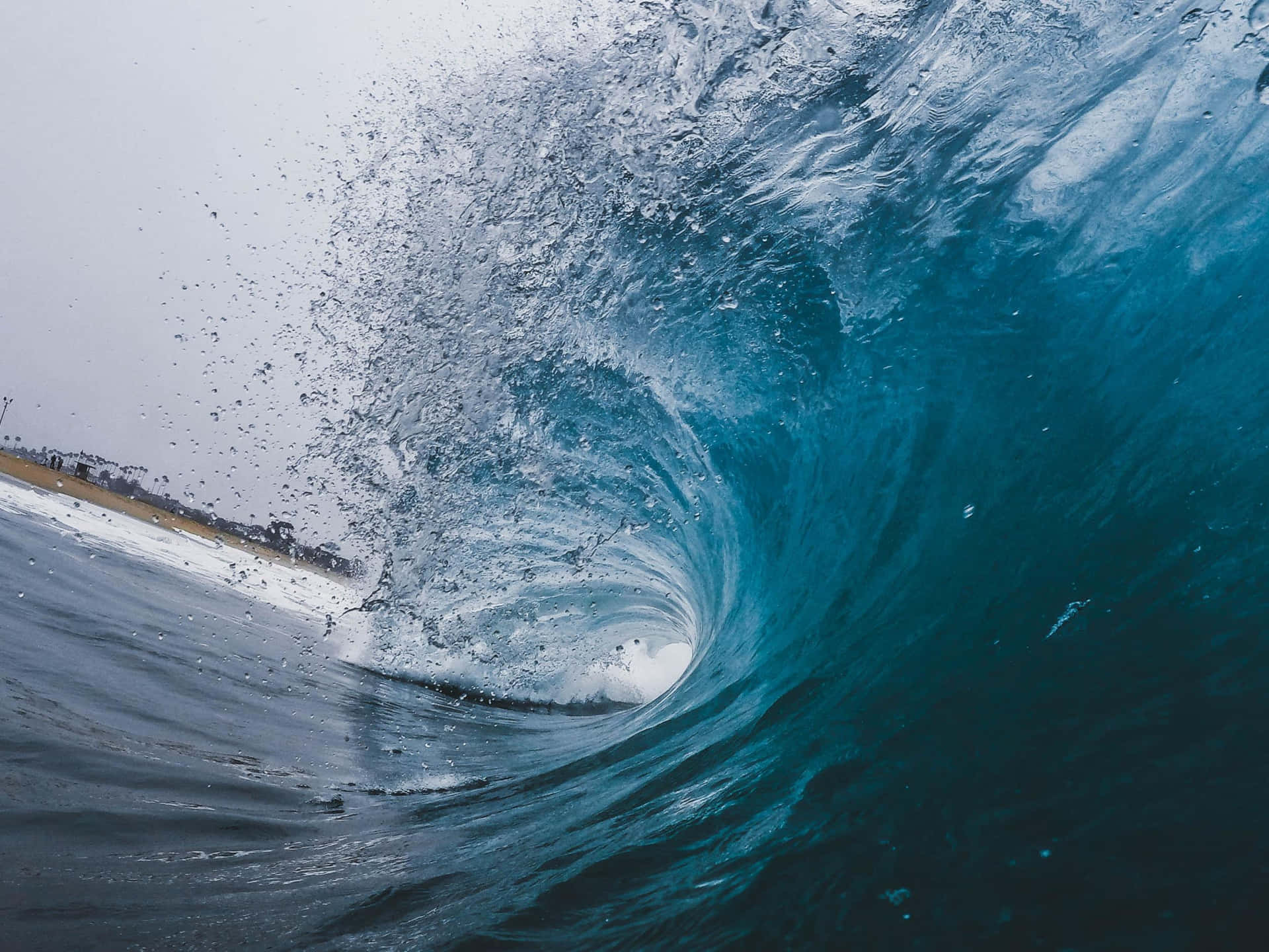 Aesthetic Big Wave Background