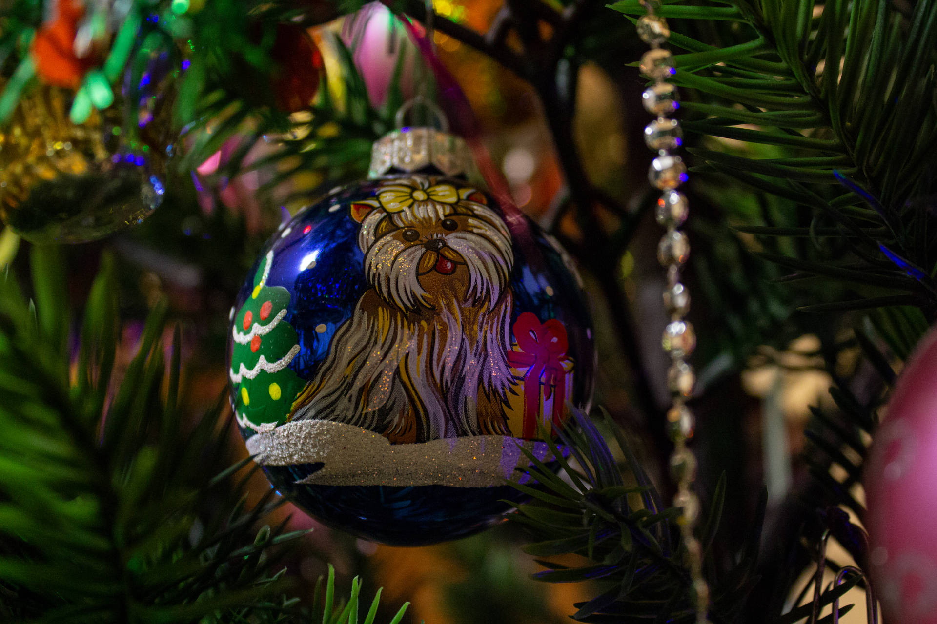 Aesthetic Christmas Ball Ornament Background