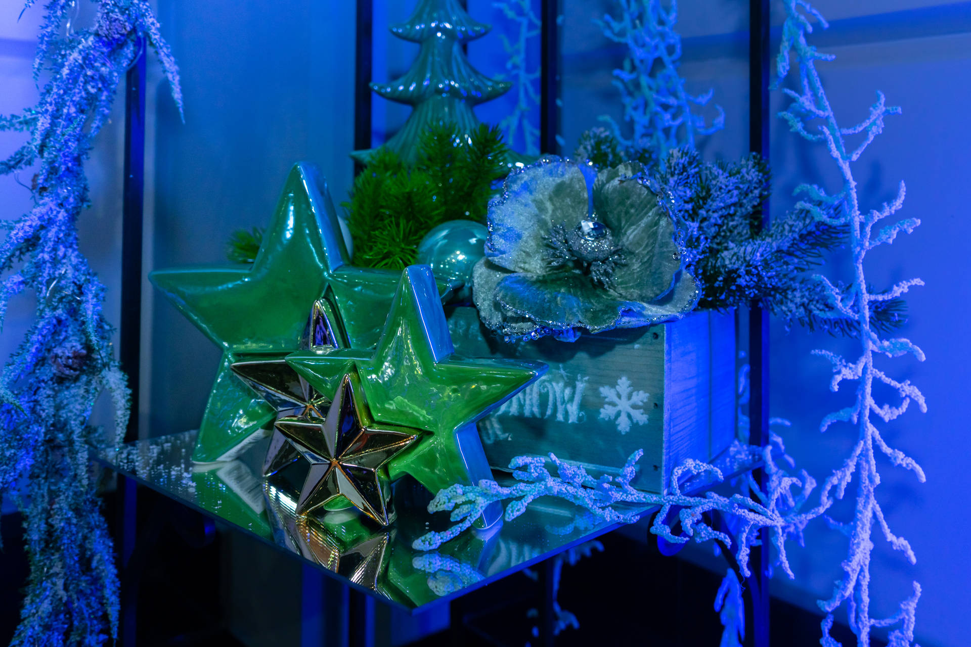 Aesthetic Christmas Green Stars Background