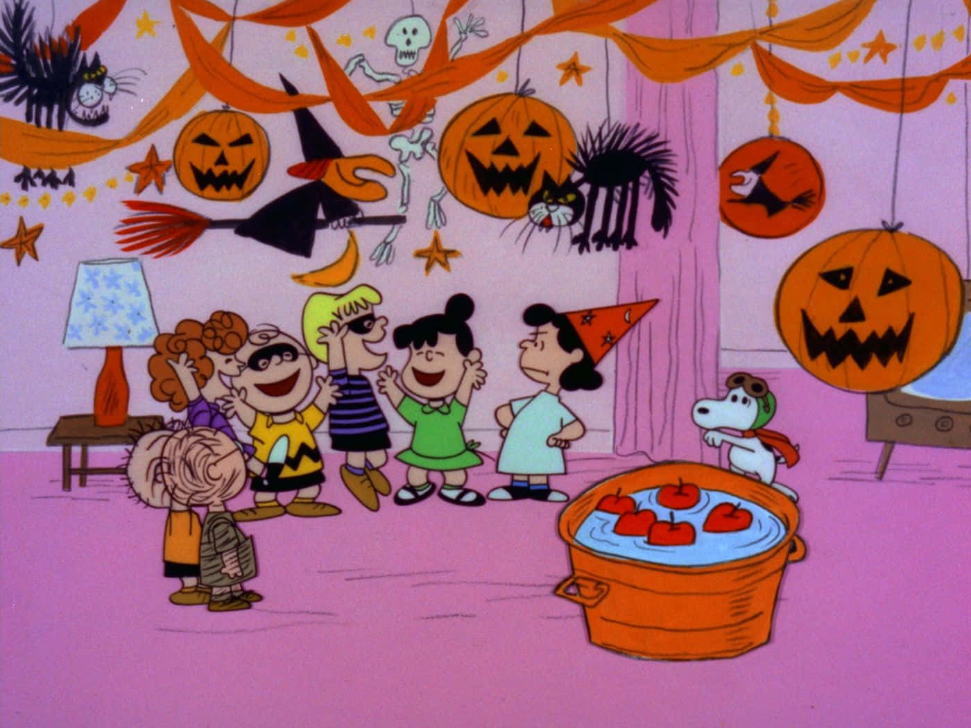 Aesthetic Cute Halloween Charlie Brown Background
