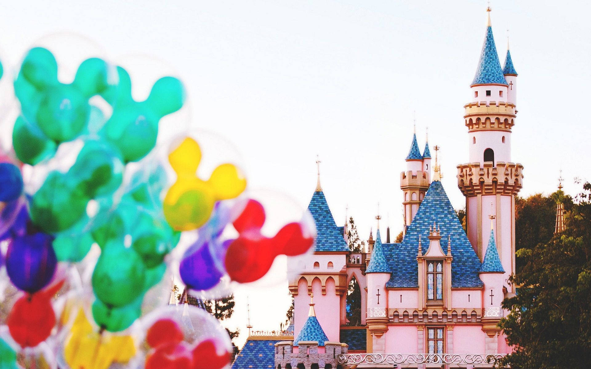 Aesthetic Disneyland Blue Castle Background