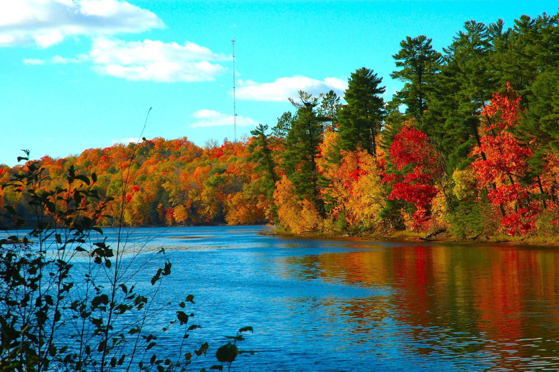 Aesthetic Fall Lake Background