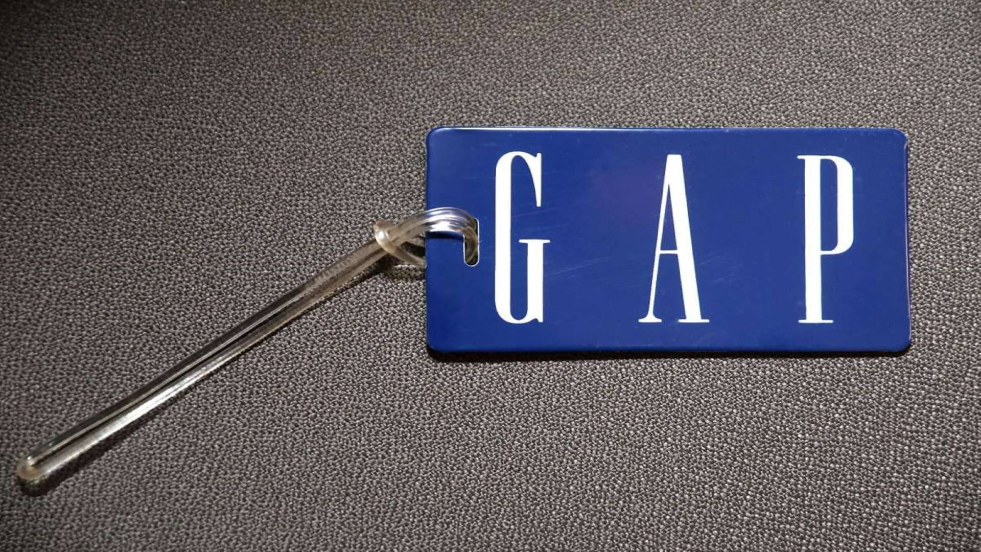 Aesthetic Gap Blue Tag Background