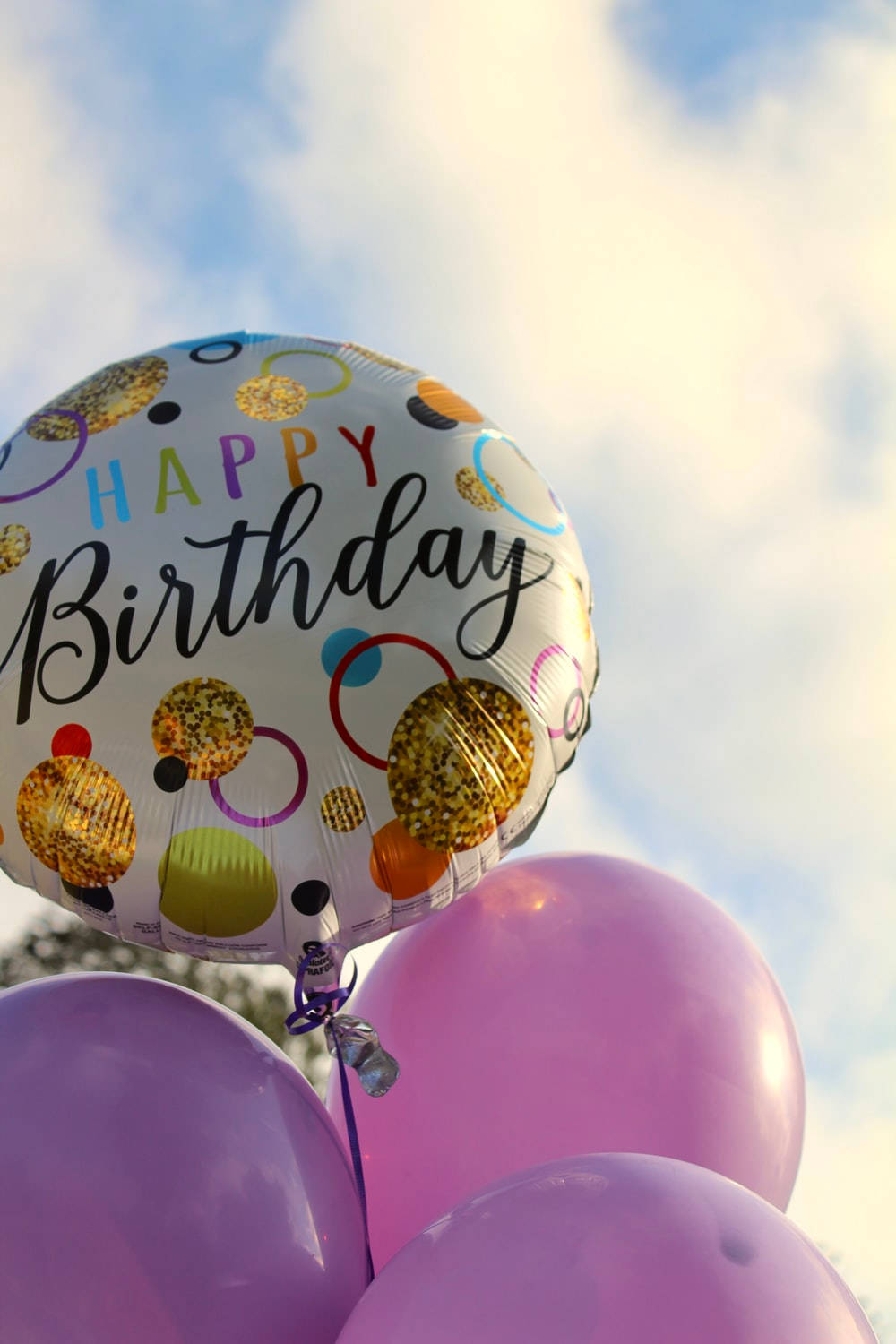 Aesthetic Happy Birthday Foil Balloon Background
