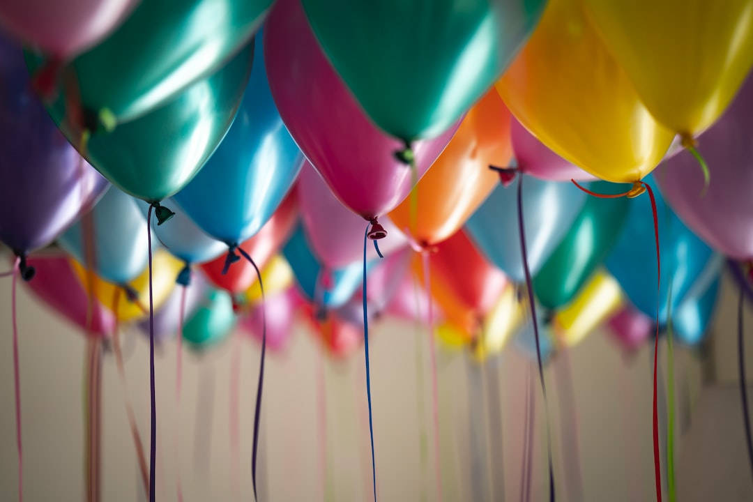 Aesthetic Happy Birthday Party Balloons Background