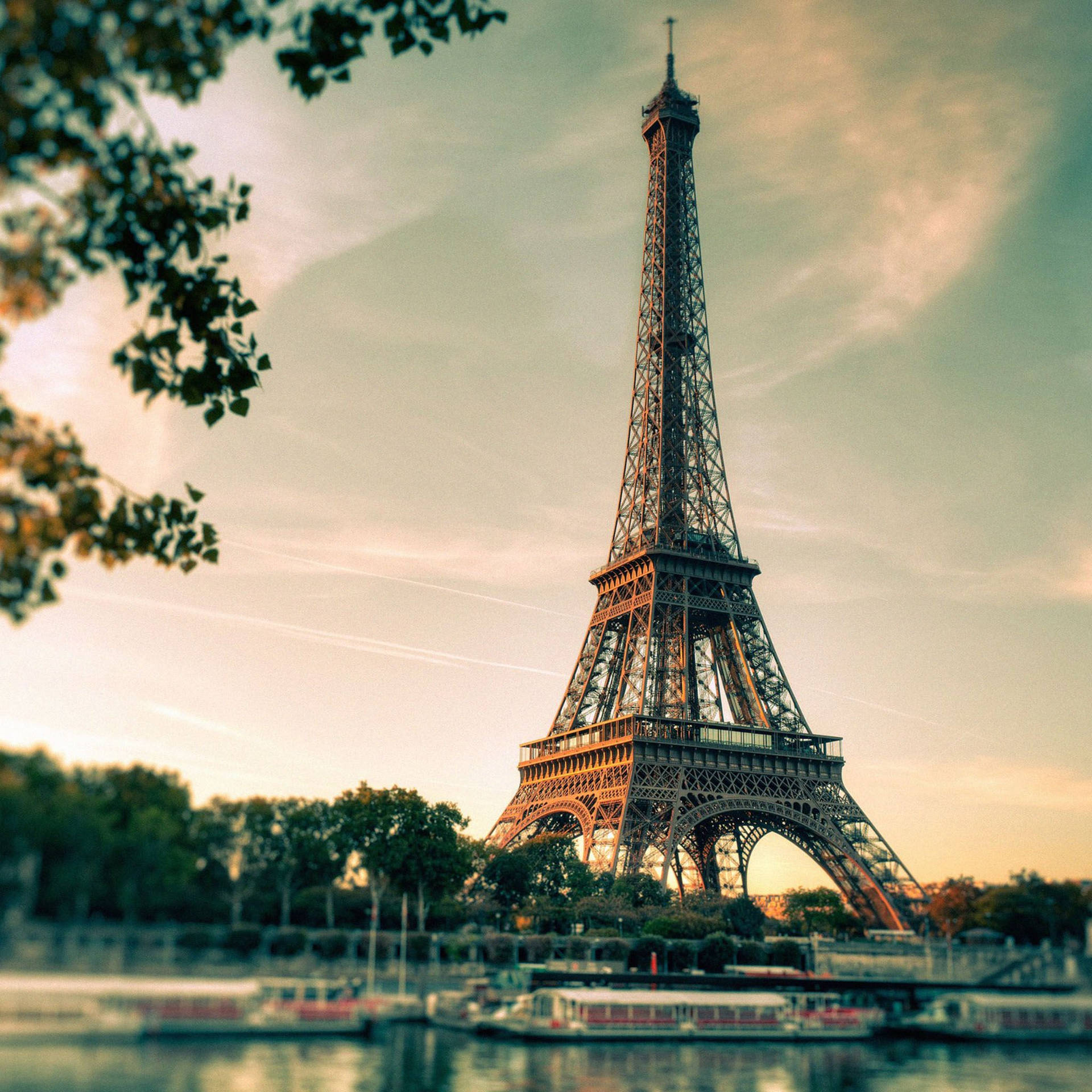 Aesthetic Ipad Eiffel Tower