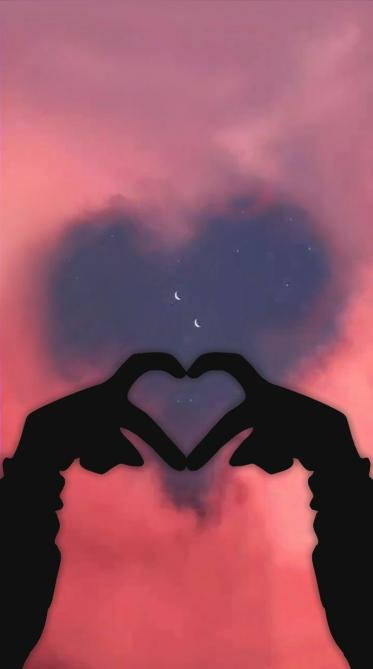 Aesthetic Love Heart-shaped Clouds Background