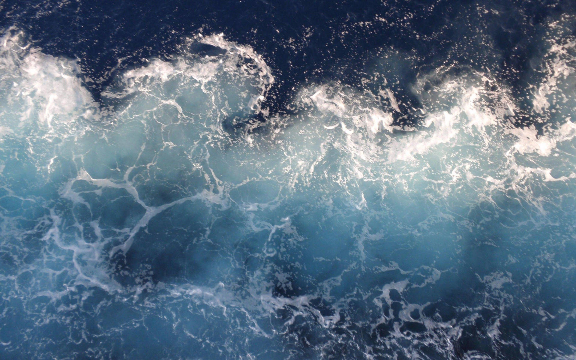 Aesthetic Macbook Dark Blue Oceans Background