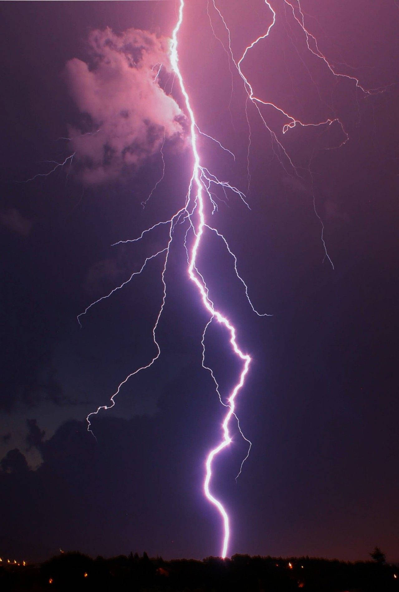 Aesthetic Pink Heaven Strike Lightning Background