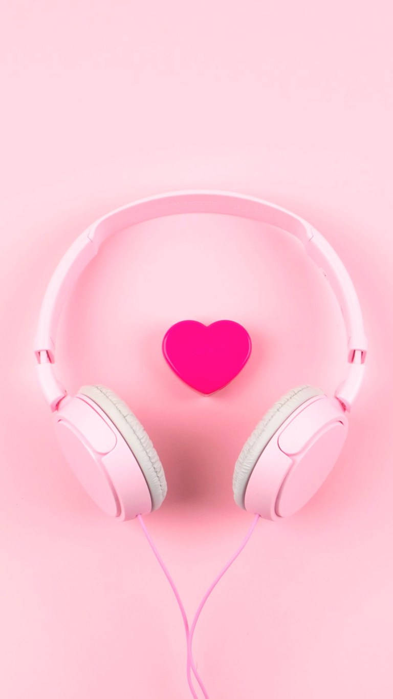 Aesthetic Pink Iphone Heart And Headphones Background