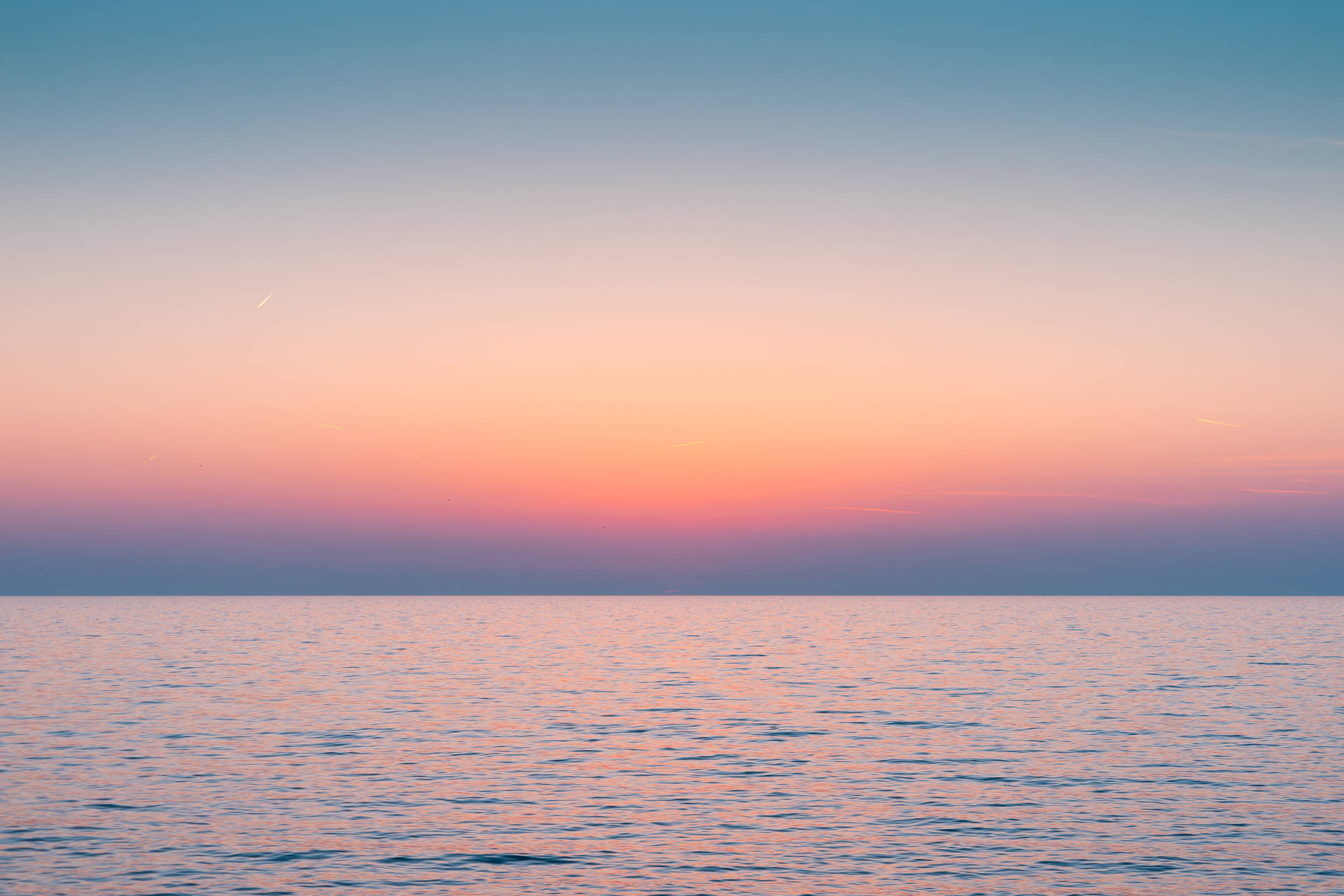 Aesthetic Sky Over Sea Of Water Background