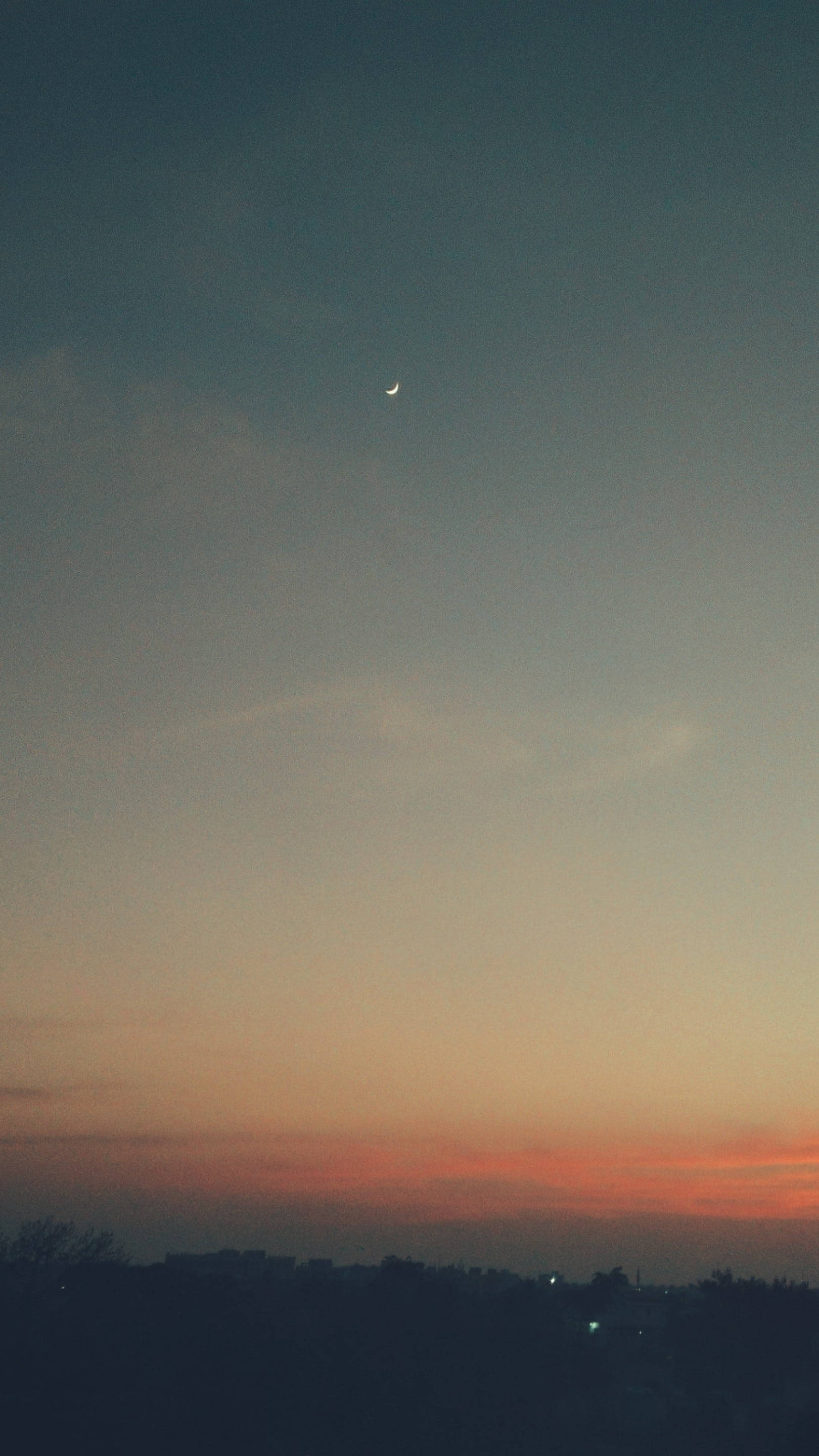 Aesthetic Sunset Sky With Crescent Moon
