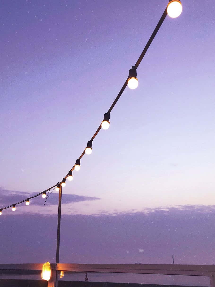 Aesthetic Vintage Purple Street Lamp Background