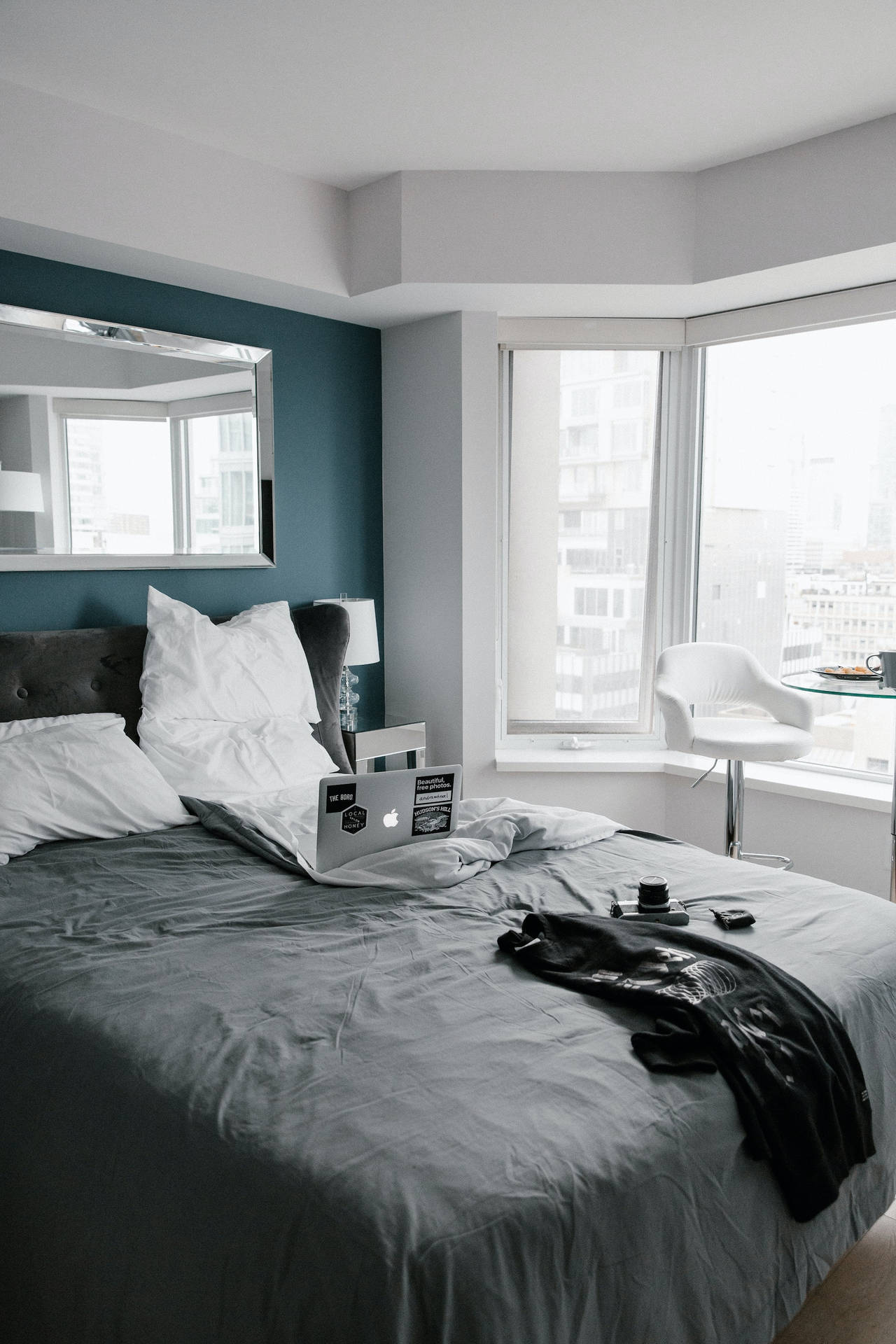 Aesthetic White Bedroom With City View Background