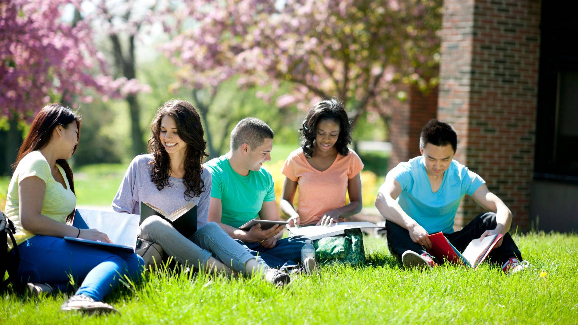 After School Clubs And Organization Scholar Students