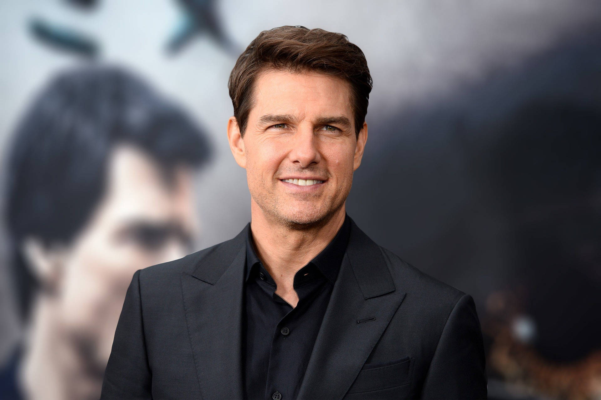 Aged Tom Cruise Background