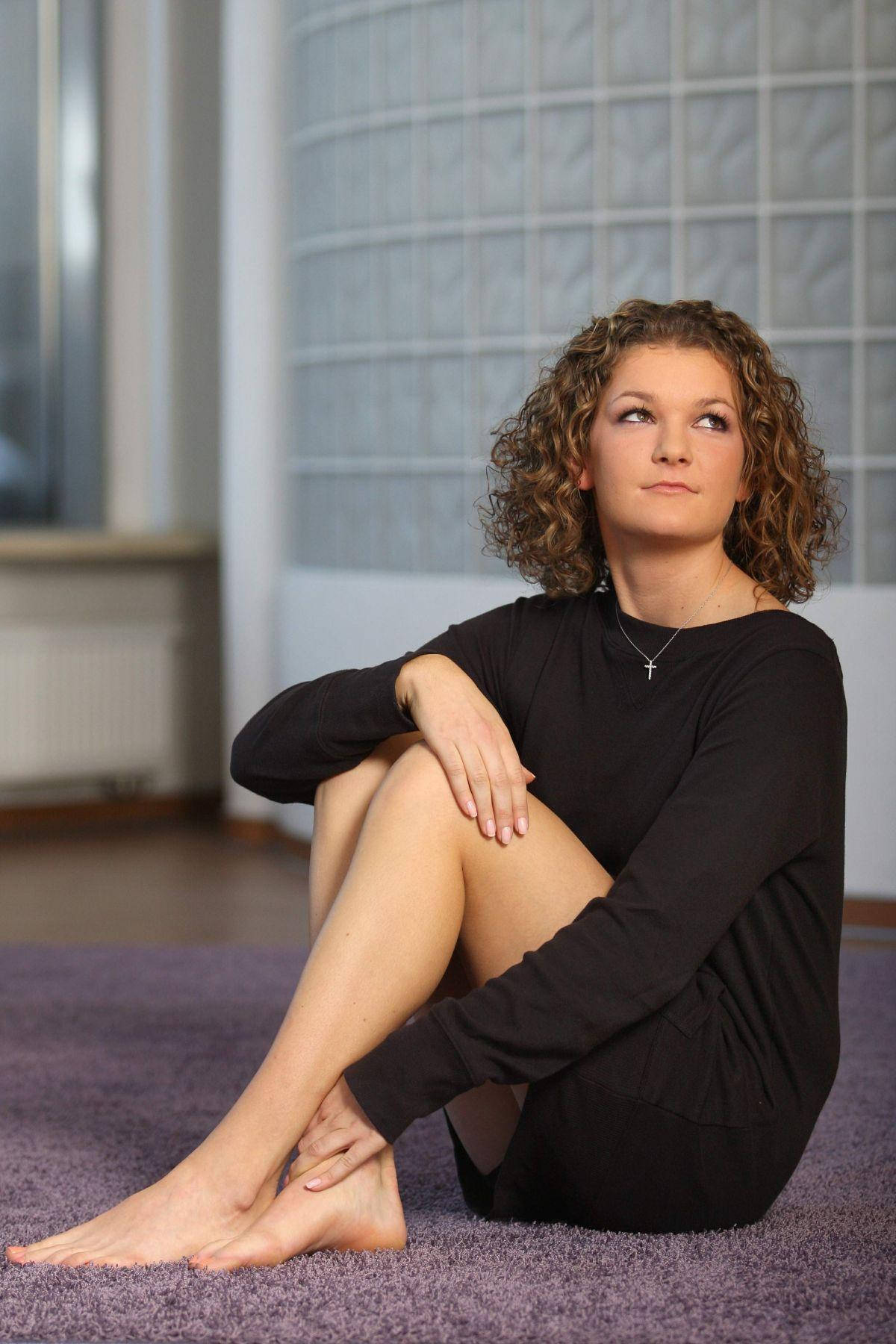 Agnieszka Radwanska Curly Hair