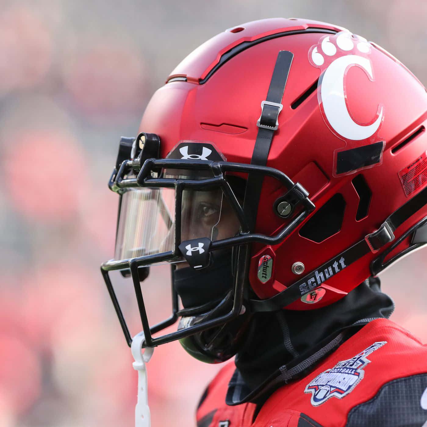 Ahmad Gardner Cincinnati Bearcats Ncaa Helmet Background