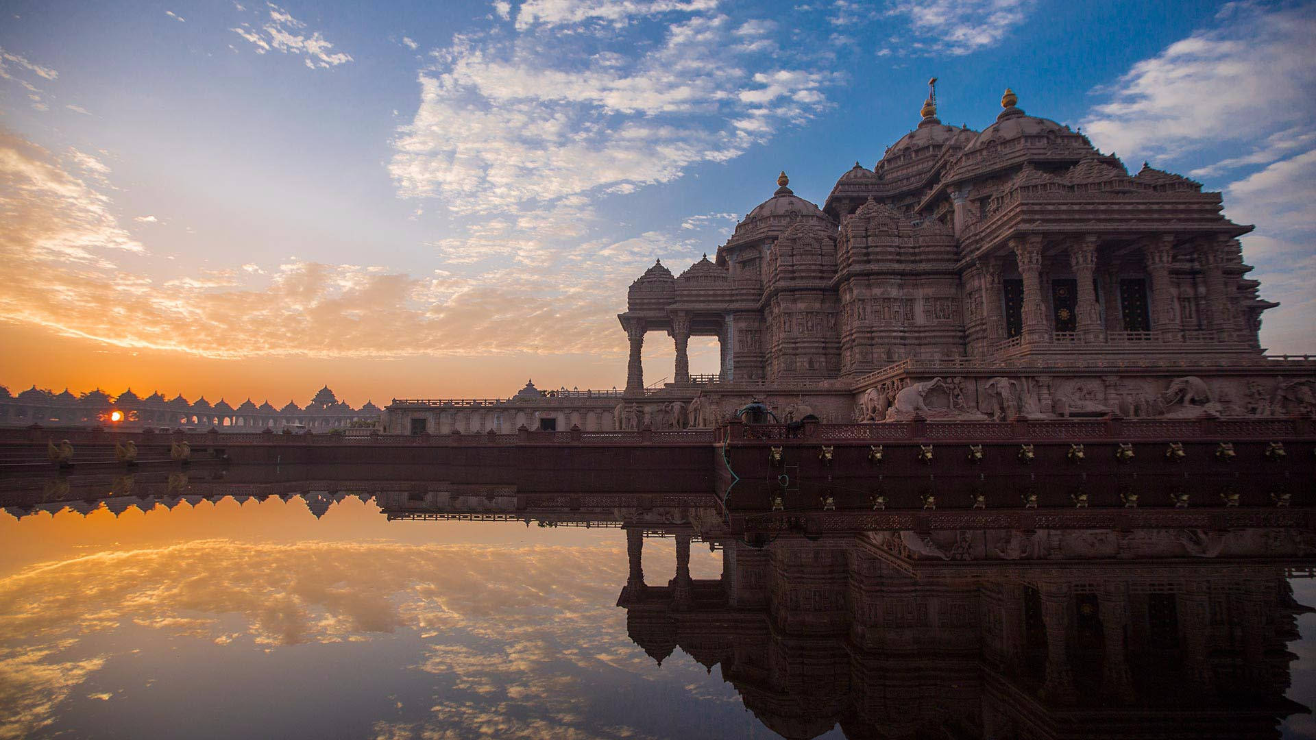 Ahmedabad Hindu Akshardham Complex Background