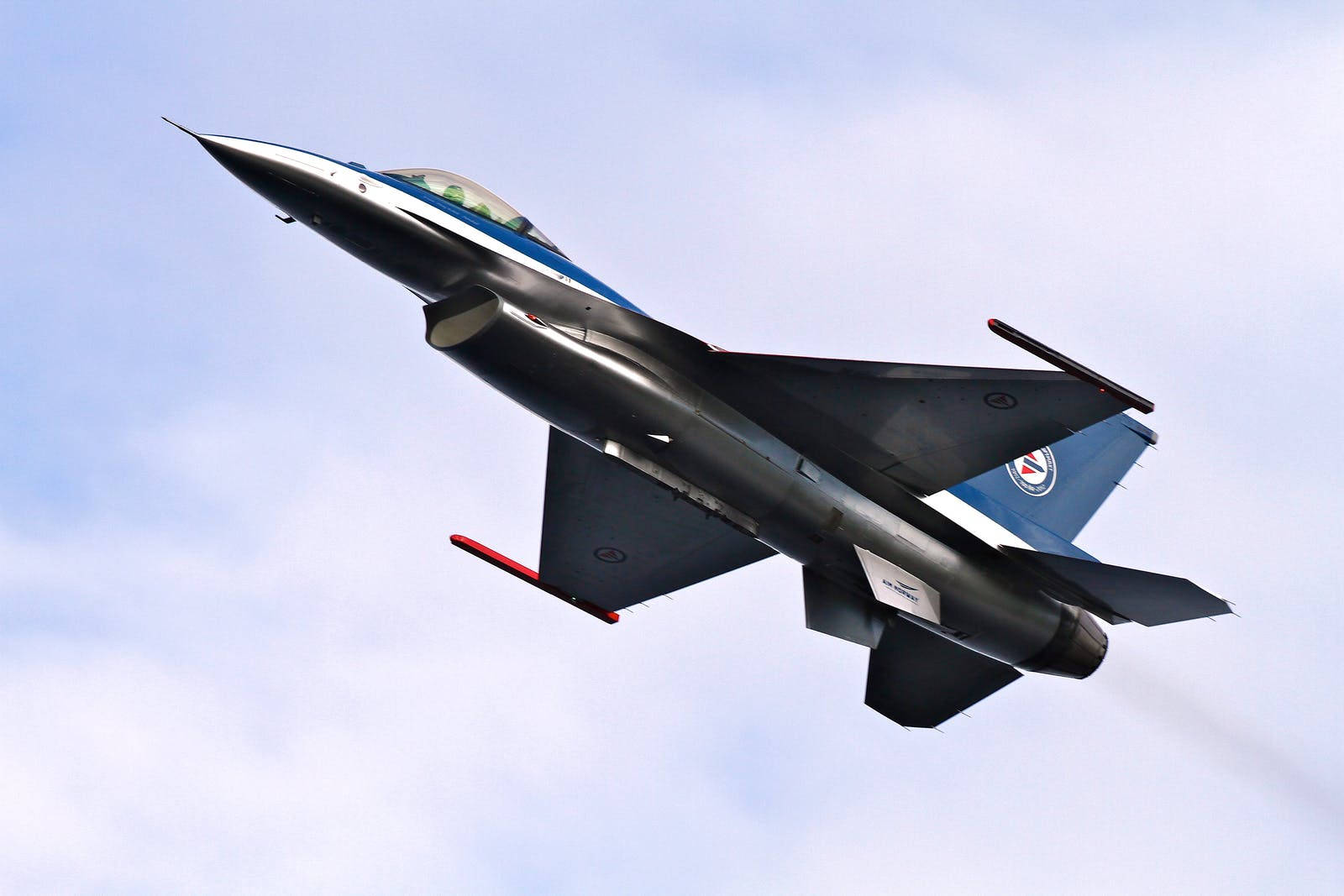 Air Force F-16