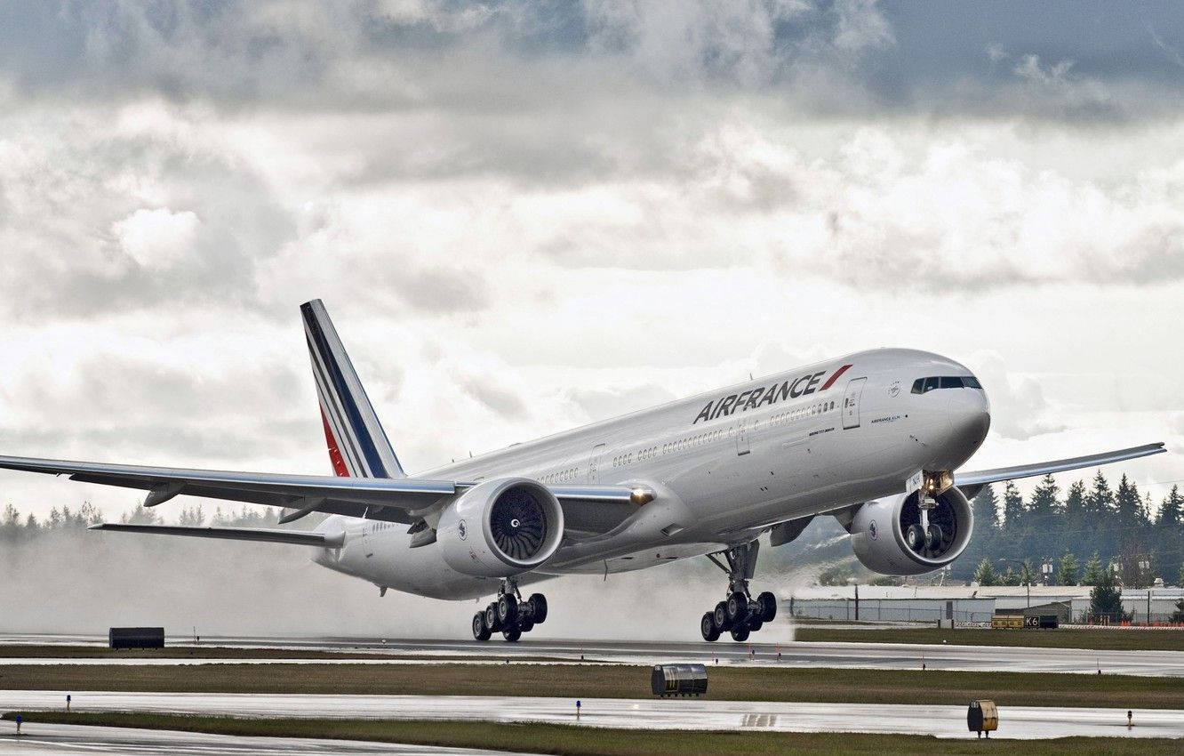 Air France Airline Boeing 777 Plane Flight Takeoff Background