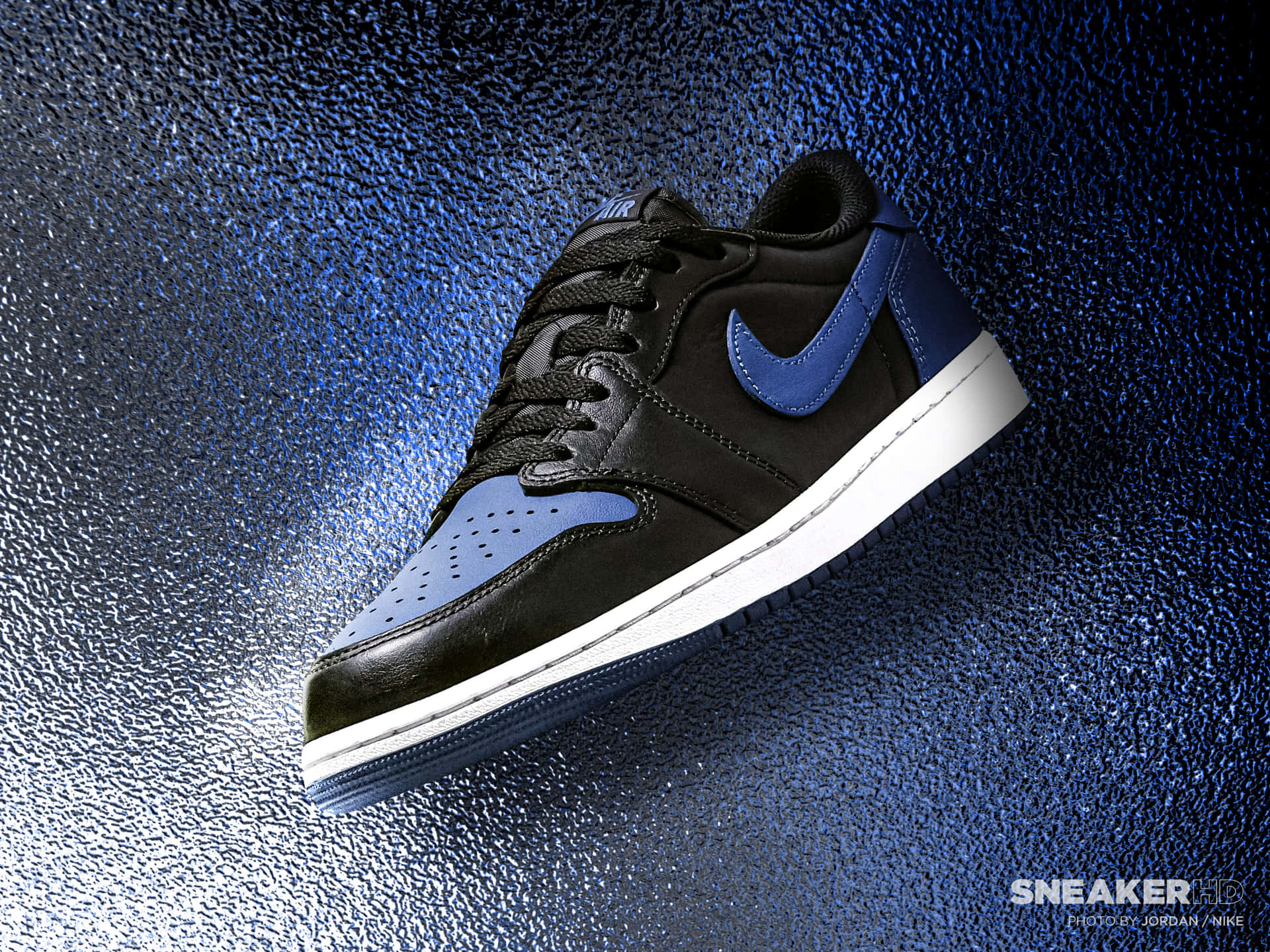 Air Jordan 1 Low Cut Background