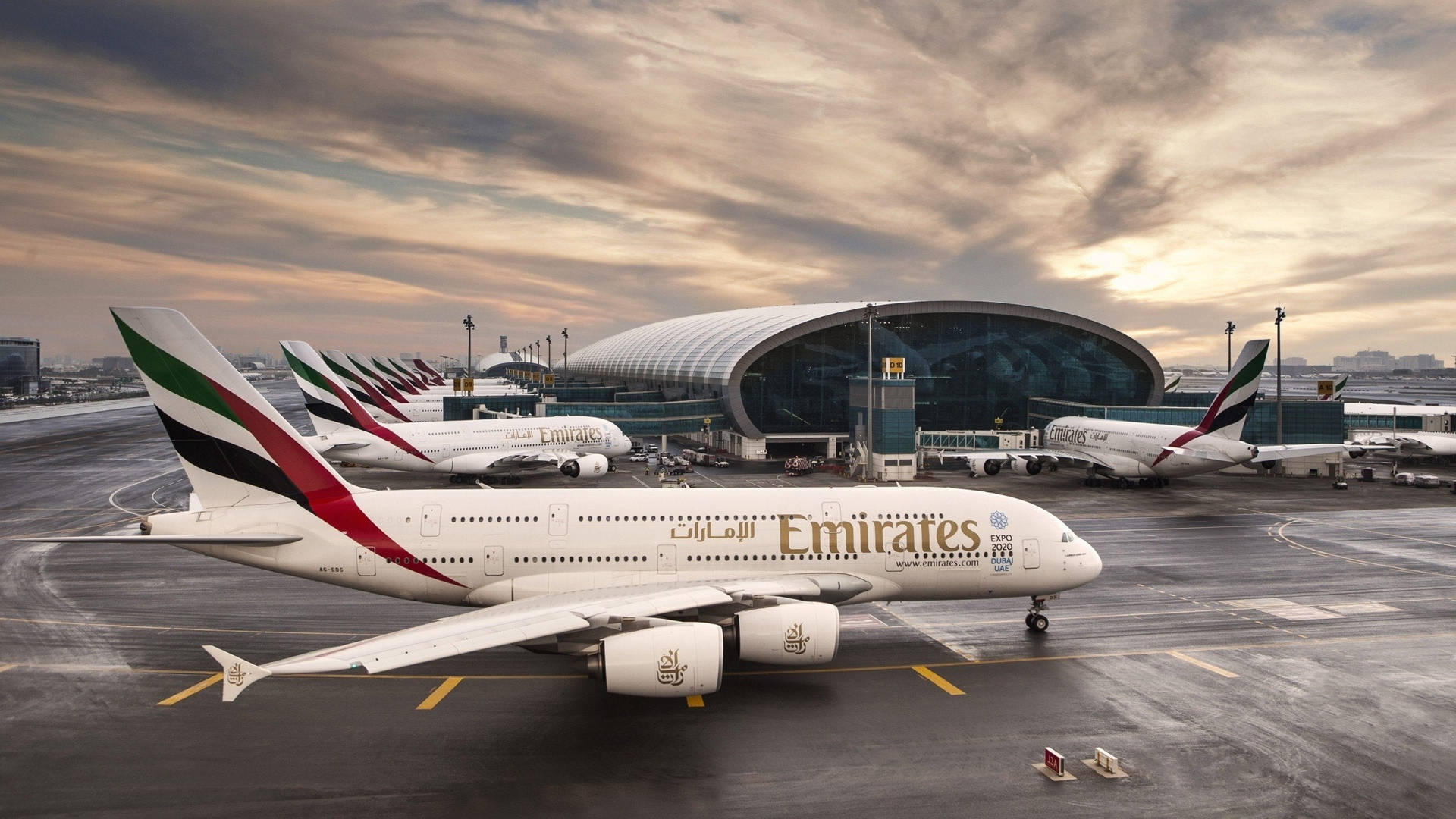 Airbus At Dubai International Airport Background
