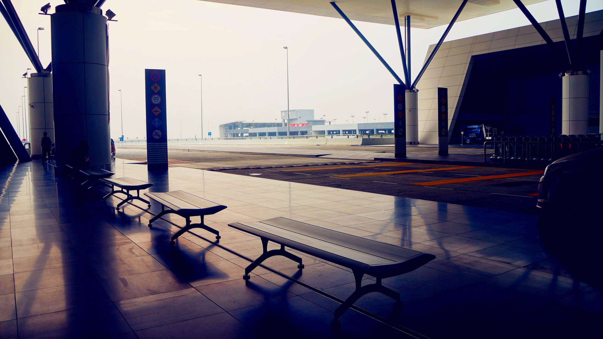 Airport Bench Outside The Building Background
