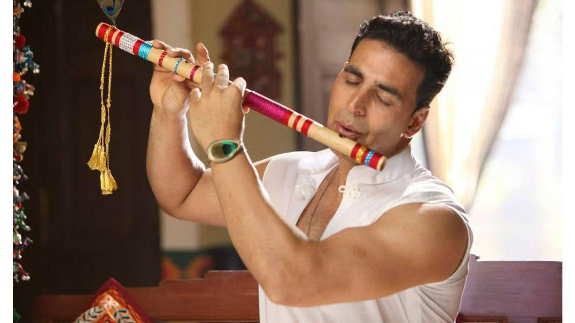 Akshay Kumar Playing Flute Background