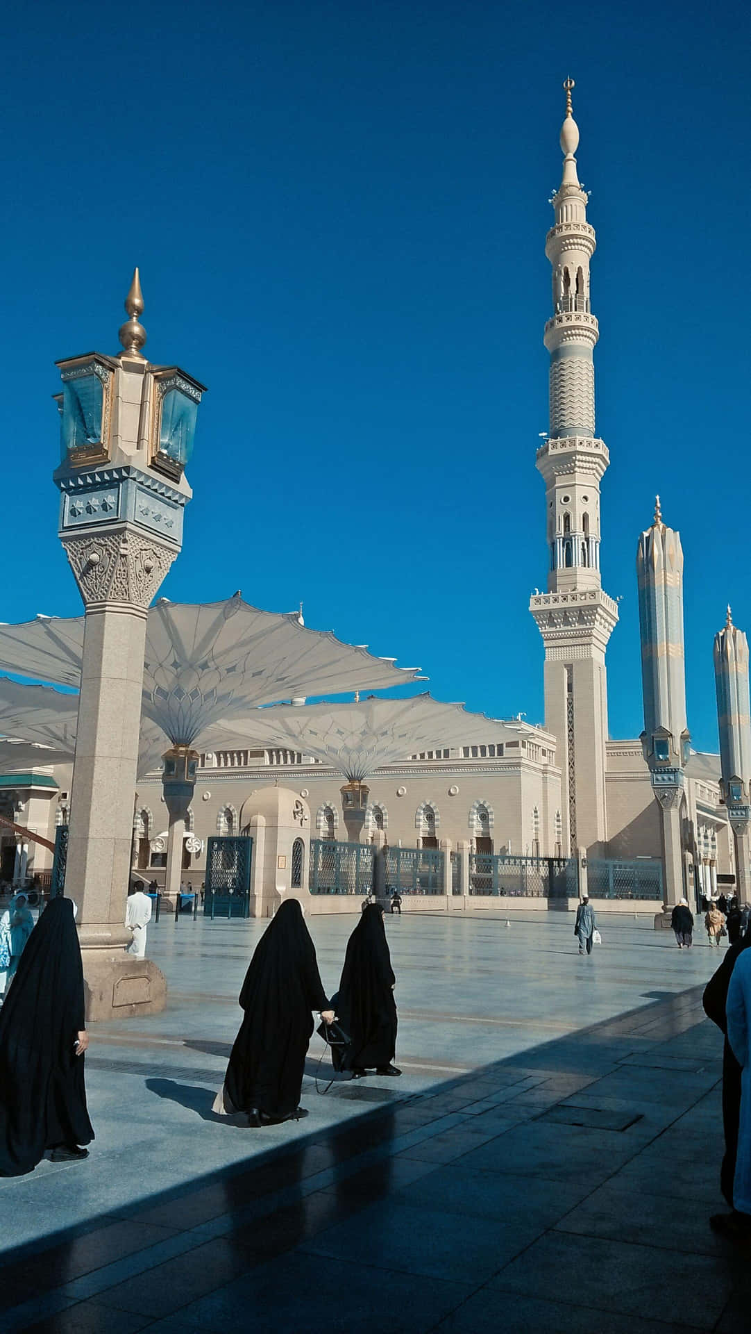 Al Masjid_an Nabawi_ Exterior_ View Background