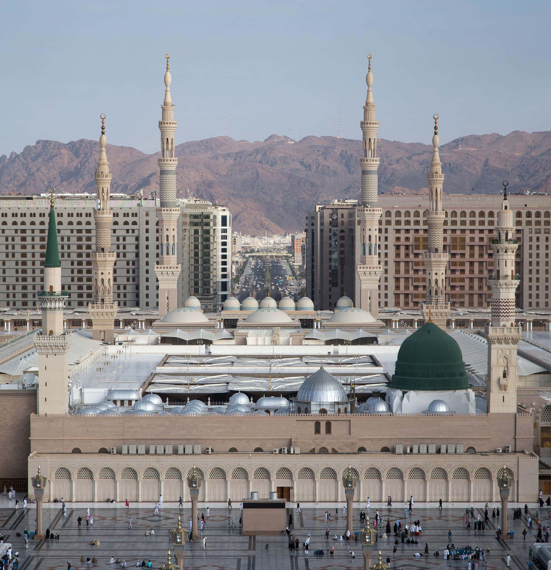 Al Masjid_an Nabawi_ Medina_ Landscape Background