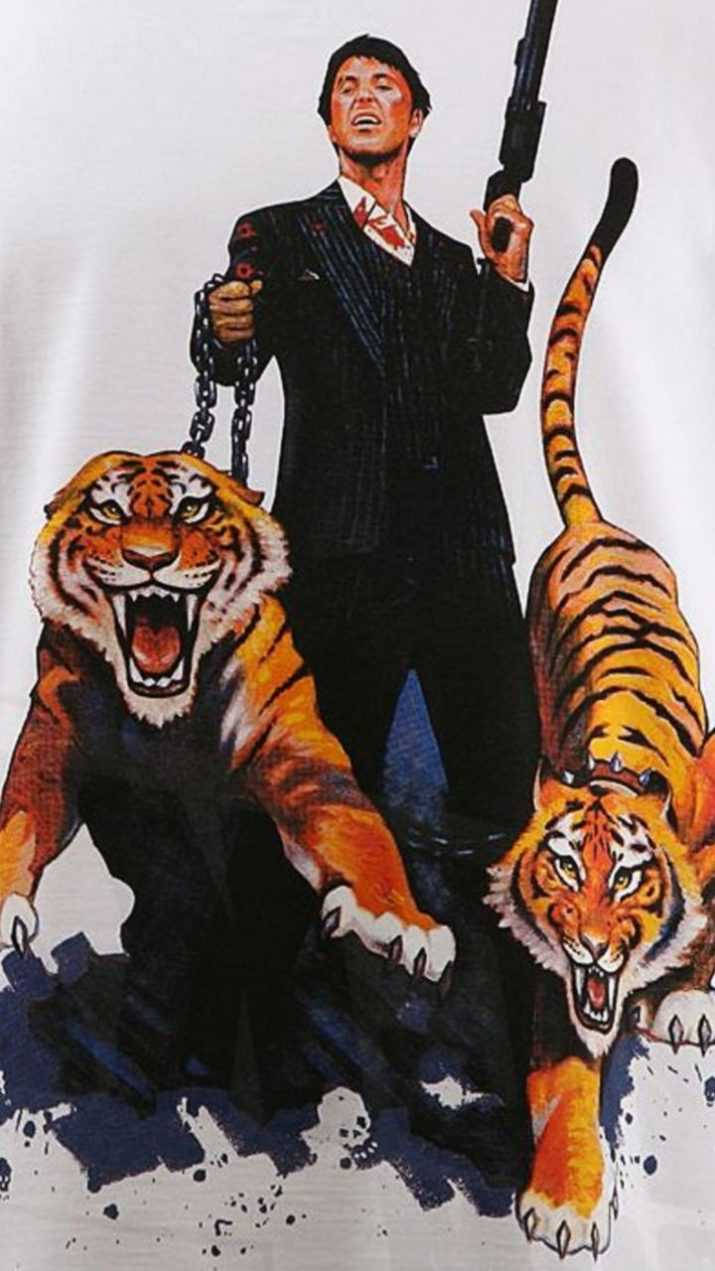 Al Pacino Scarface With Tigers