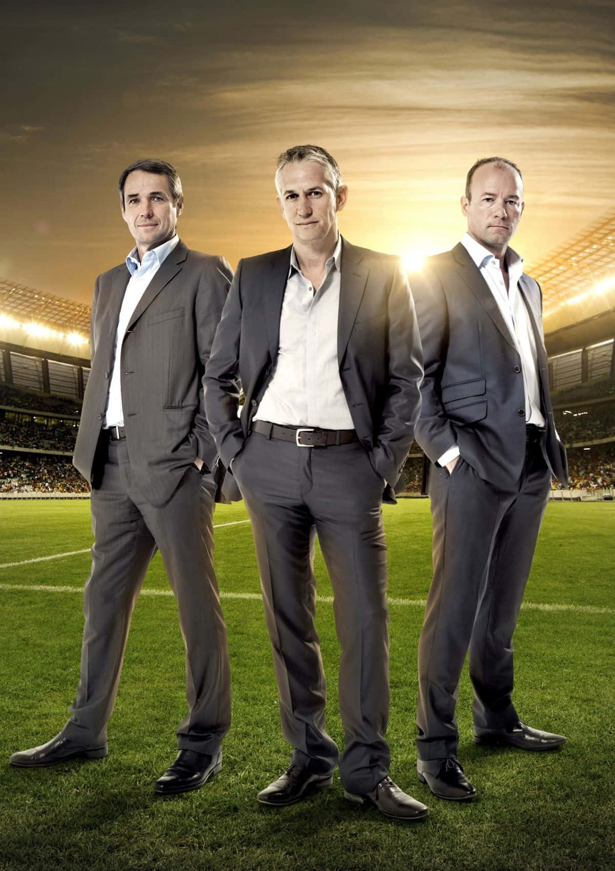 Alan Hansen Discussing Football With Fellow Bbc Tv Pundits Background