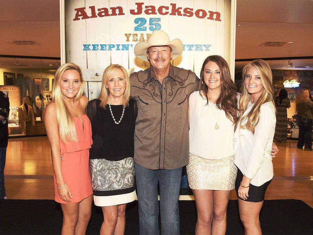 Alan Jackson Family Picture