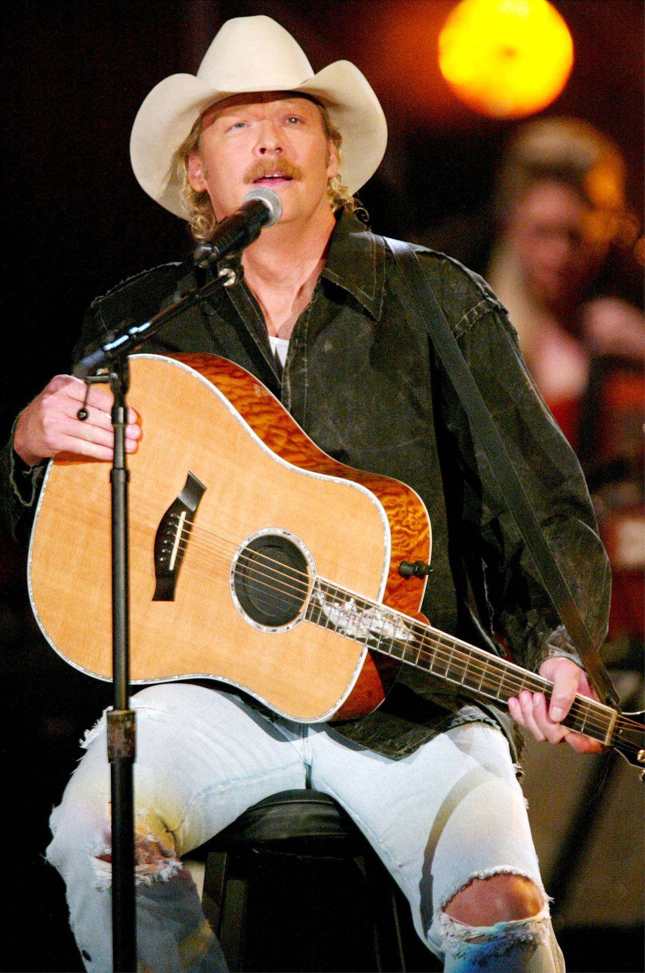 Alan Jackson Singing On Stage Background