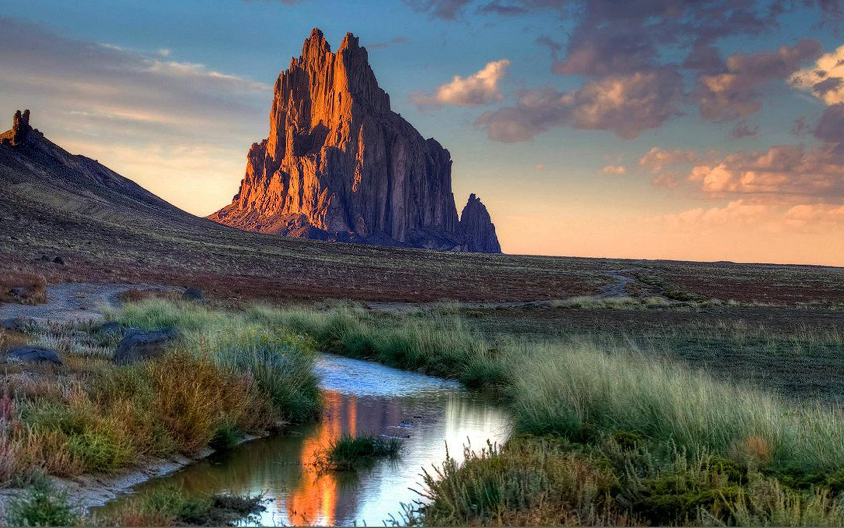 Albuquerque Shiprock Mountain Background