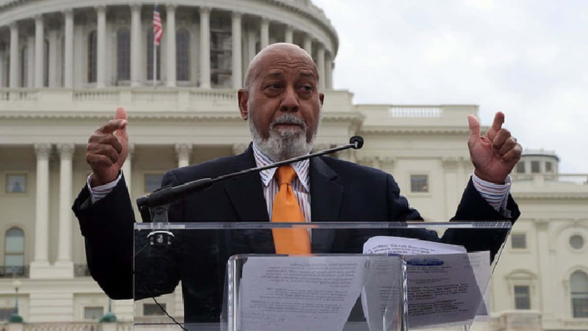 Alcee Hastings Outdoor Speech Background