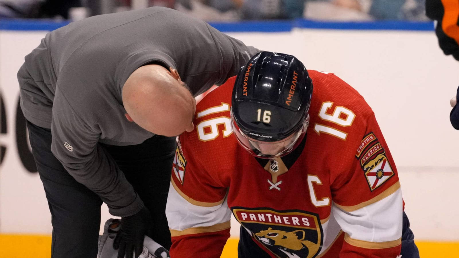 Aleksander Barkov Injury Against New York Islander Background