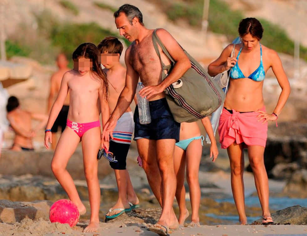 Alex Corretja On Vacation With Family